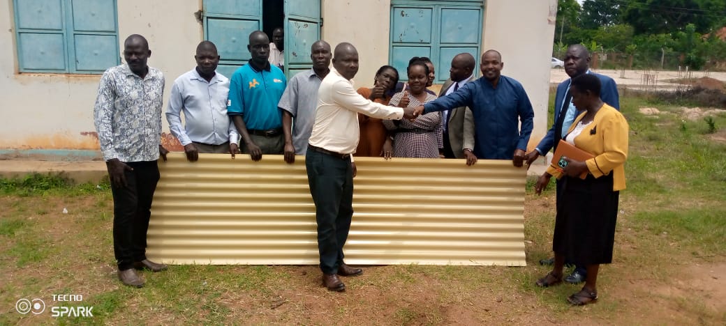 OPM Donates 160 Iron Sheets to Boost Teachers’ Housing in Kumi Municipality